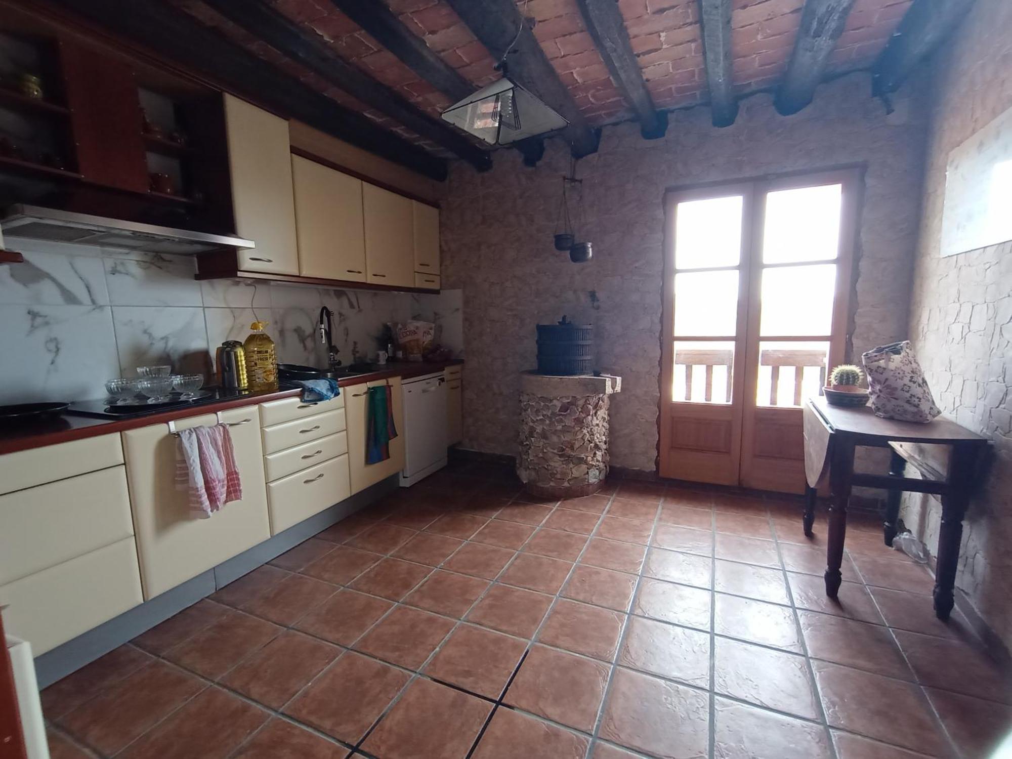 Tranquil And Spacious Townhouse In Historical And Picturesque Cervera Del Maestre エクステリア 写真